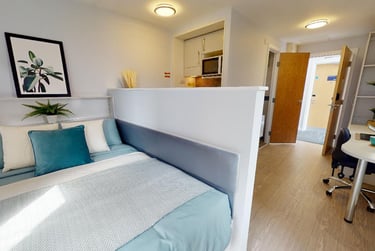 iQ Alice House Student Halls, 25 St Clement's Street, Cowley, Oxford, OX4 1GG - Image 1